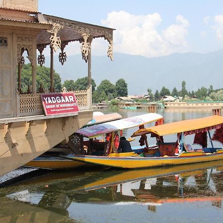 Hotel Yadgaar Houseboats Srīnagar Zewnętrze zdjęcie