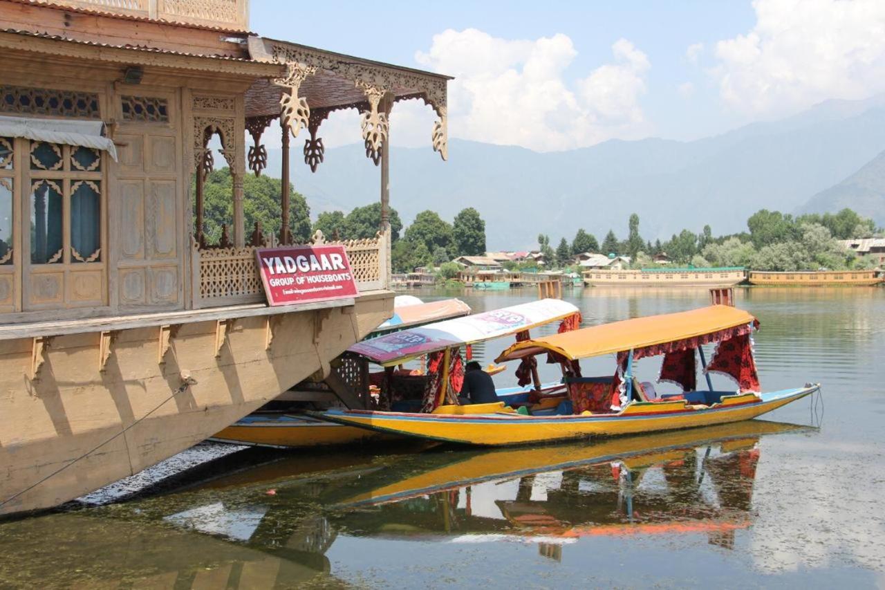 Hotel Yadgaar Houseboats Srīnagar Zewnętrze zdjęcie