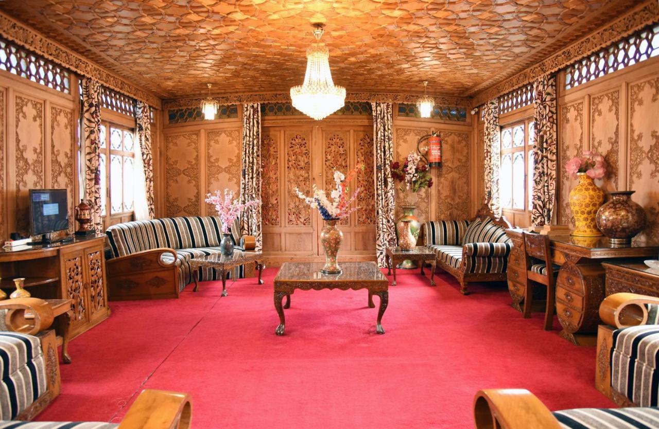 Hotel Yadgaar Houseboats Srīnagar Zewnętrze zdjęcie
